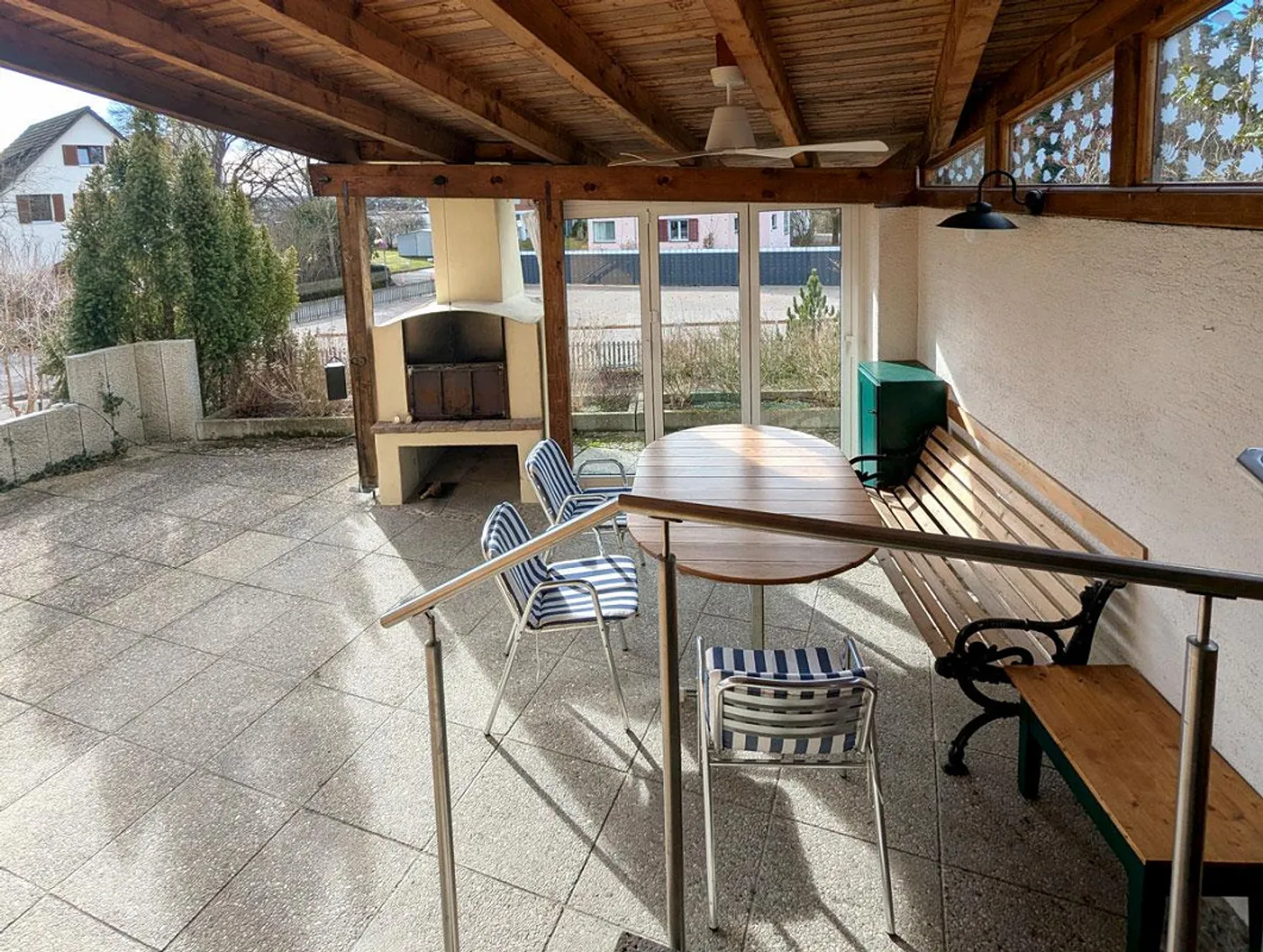 Charming Single-Family Home in a Quiet Location with Idyllic Garden - Photo 10 of 10