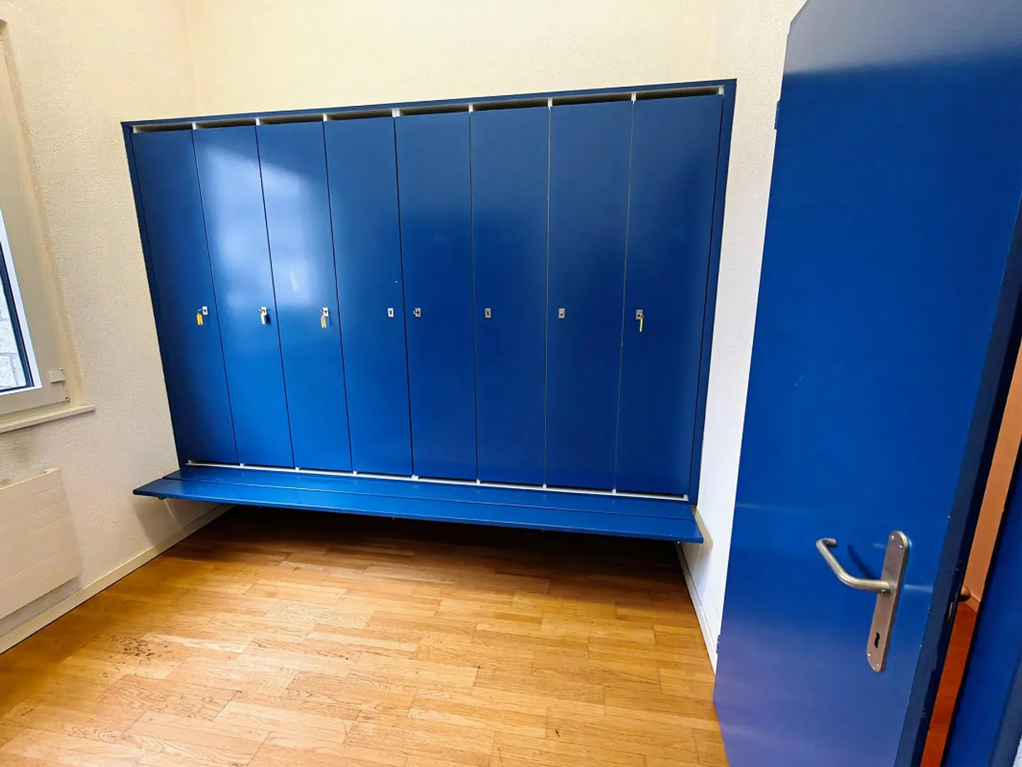 Vielseitiger Showroom mit Nebenräumen - Foto 6 von 11