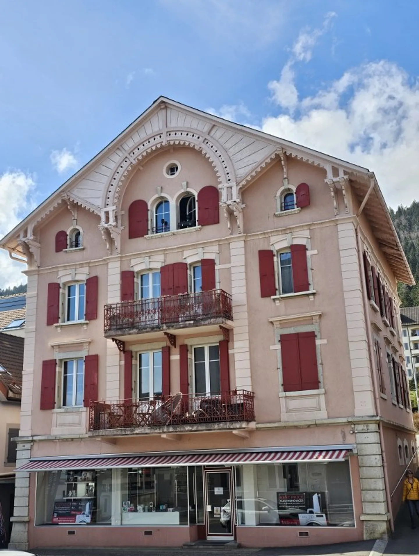 Place ouverte - Photo 1 sur 3