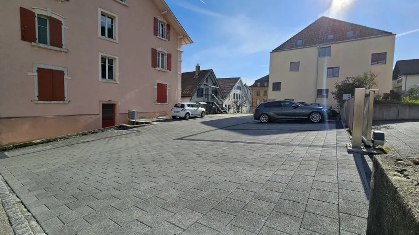 Place ouverte - Photo 3 sur 3