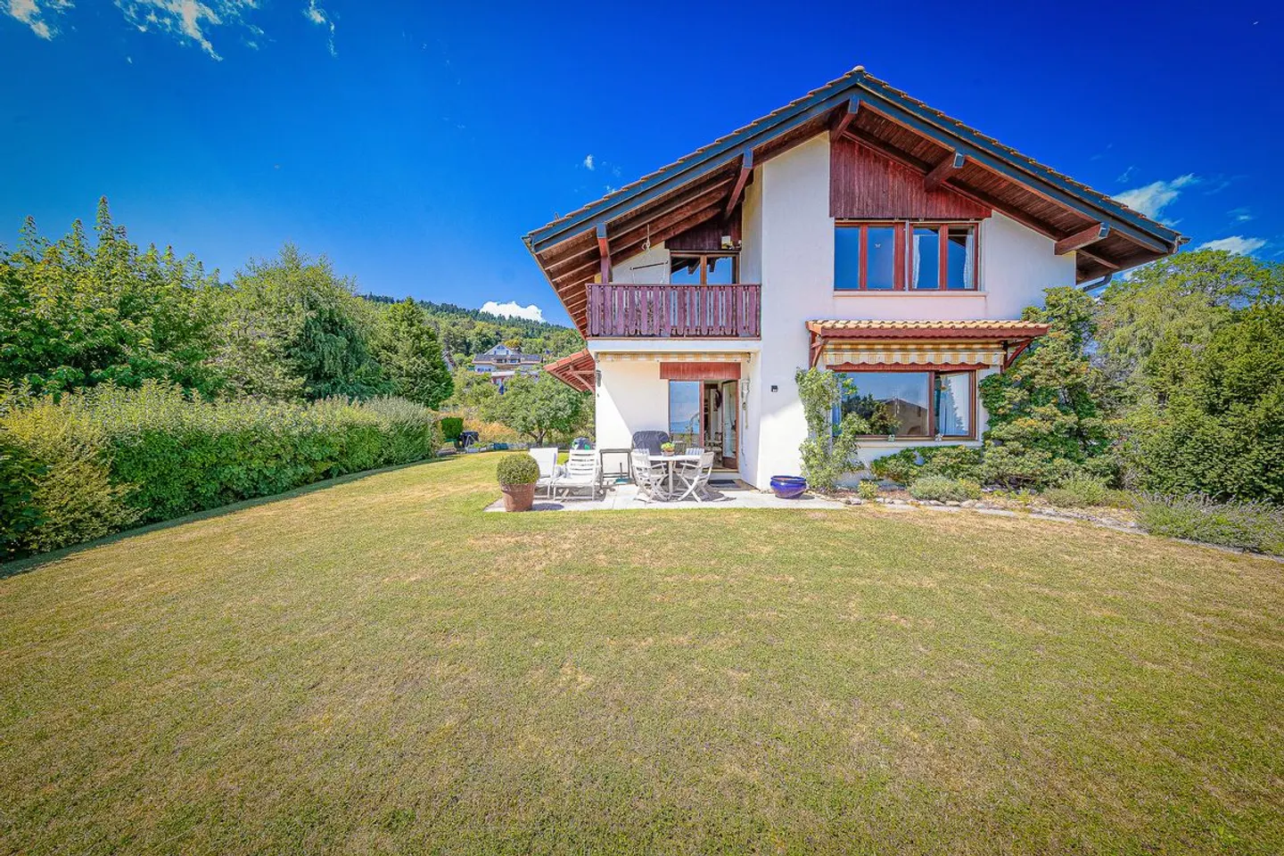 Jolie Maison à Arzier-Le Muids - Photo 3 sur 13