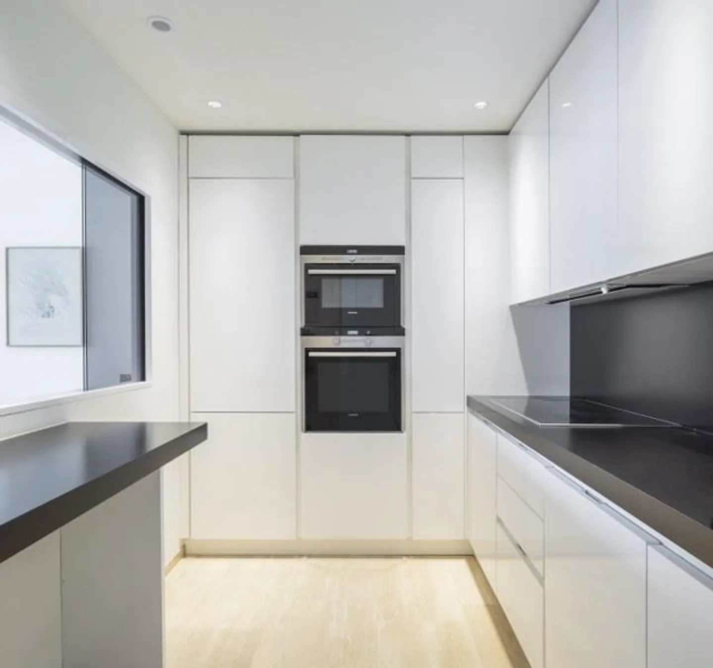 Appartamento 3,5 locali con grande terrazza e vista libera sulle montagne - Foto 5 di 13