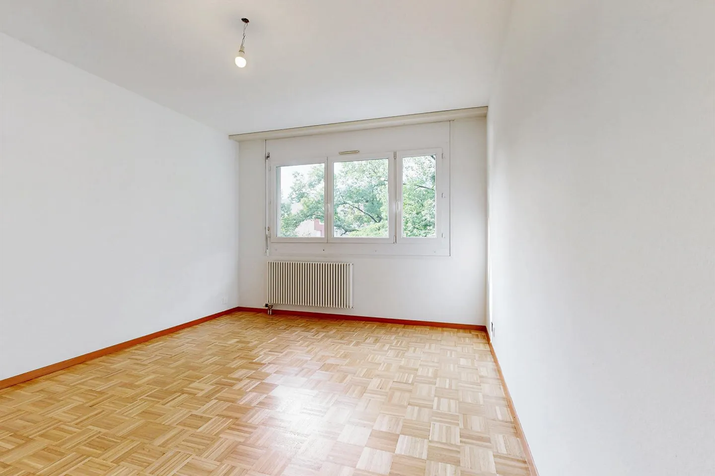 Bel appartement dans un environnement résidentiel de qualité - Photo 6 sur 8