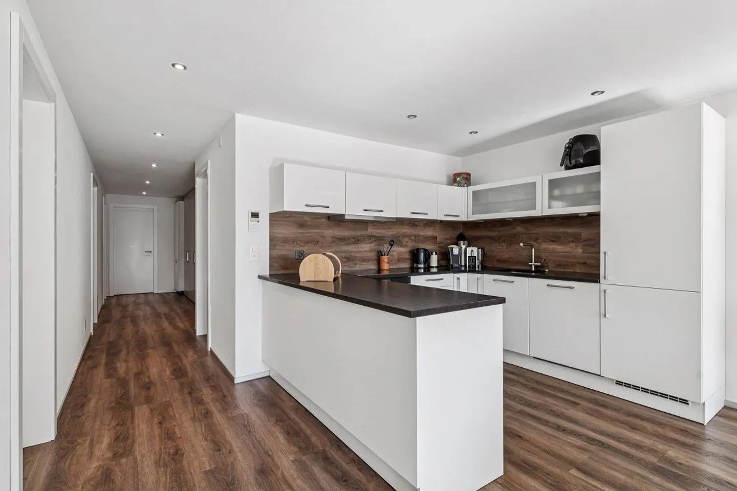 Top 4½-Room Apartment in Täsch - The Gateway to Zermatt - Photo 3 of 12