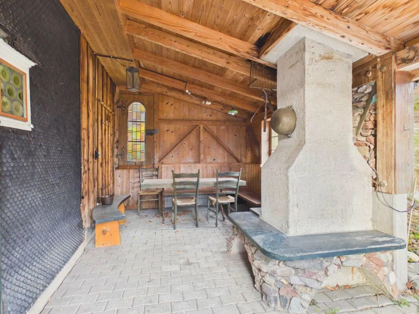 Maison Toggenburg de 4 pièces à rénover avec salle polyvalente et deux parcelles de prairie séparées - Photo 6 sur 13