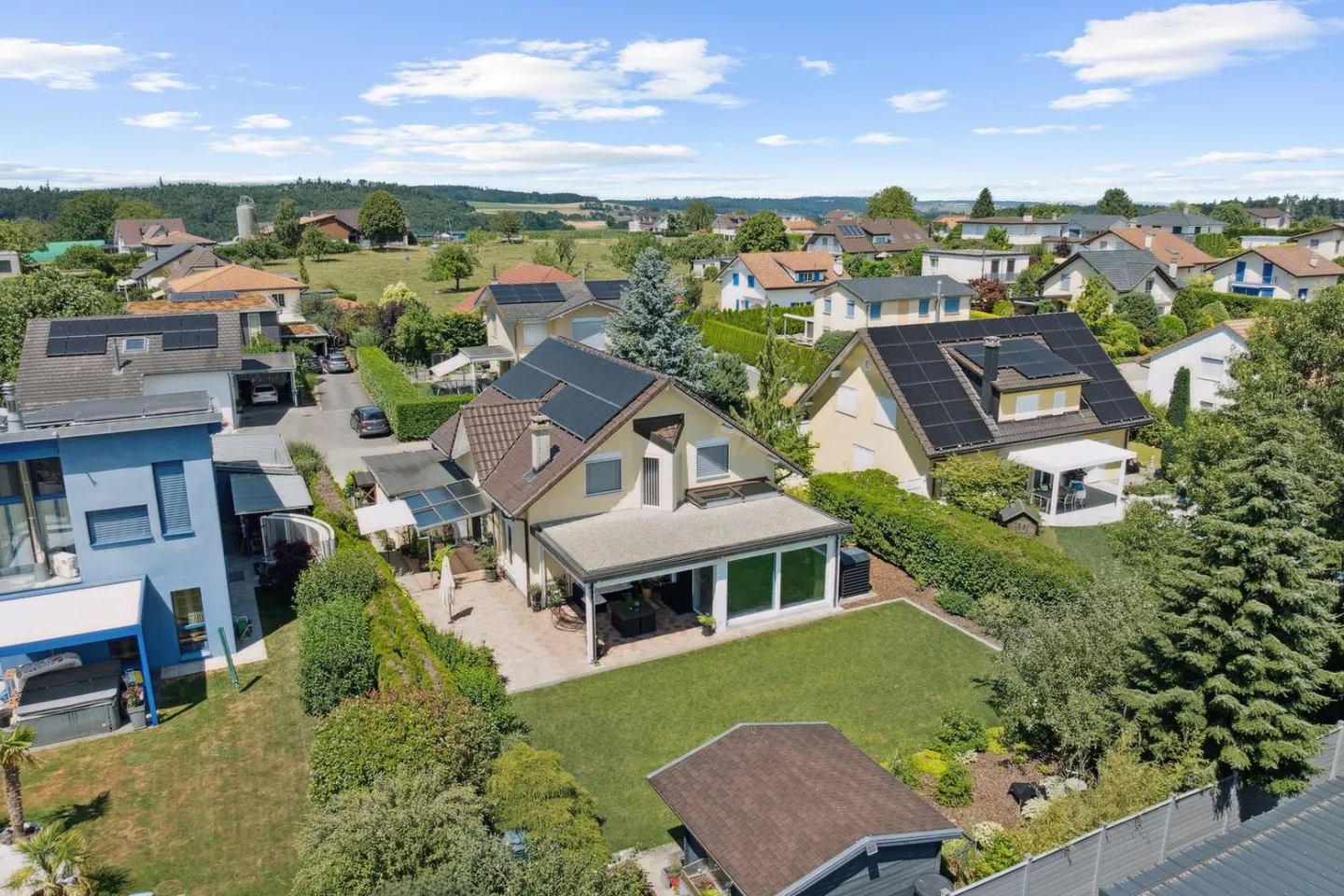 Beautiful modern villa in Avry-sur-Matran - Photo 13 of 13
