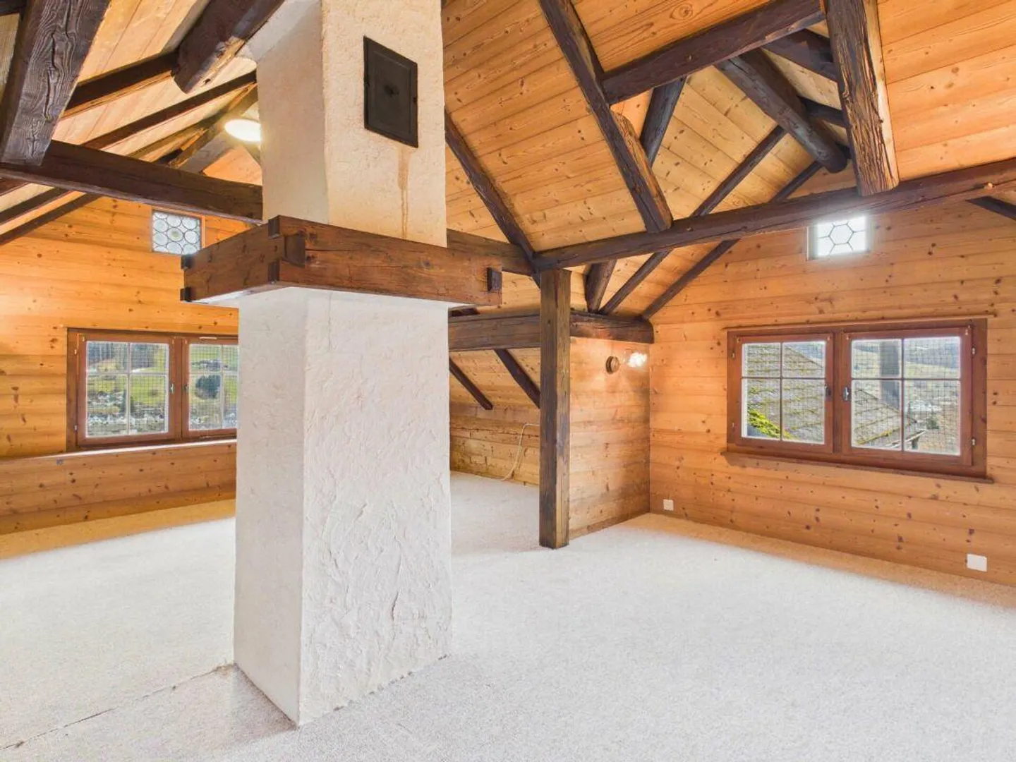 Maison Toggenburg de 4 pièces à rénover avec salle polyvalente et deux parcelles de prairie séparées - Photo 13 sur 13