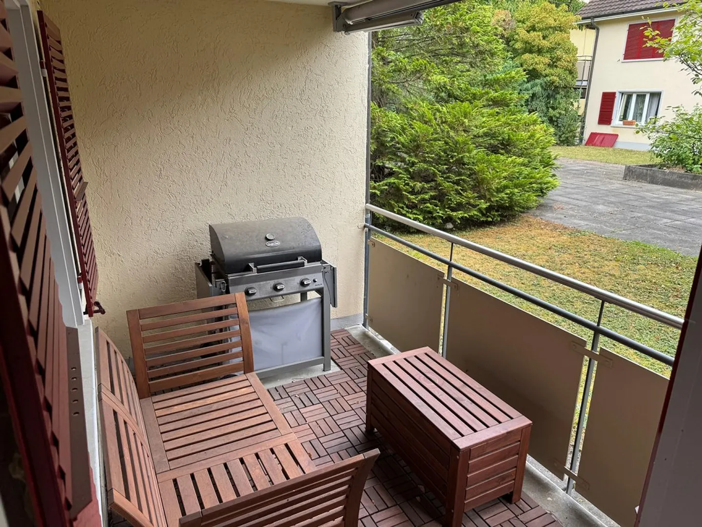 APPARTEMENT 3.5 PIÈCES BAIGNÉ DE LUMIÈRE DANS UN EMPLACEMENT CENTRAL À LIESTAL - Photo 13 sur 13