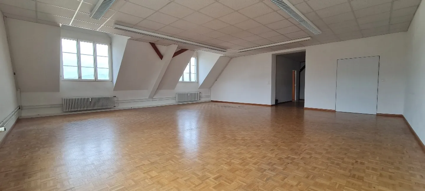 schöne Räumlichkeiten als Atelier oder Büro nutzbar - Foto 1 von 5