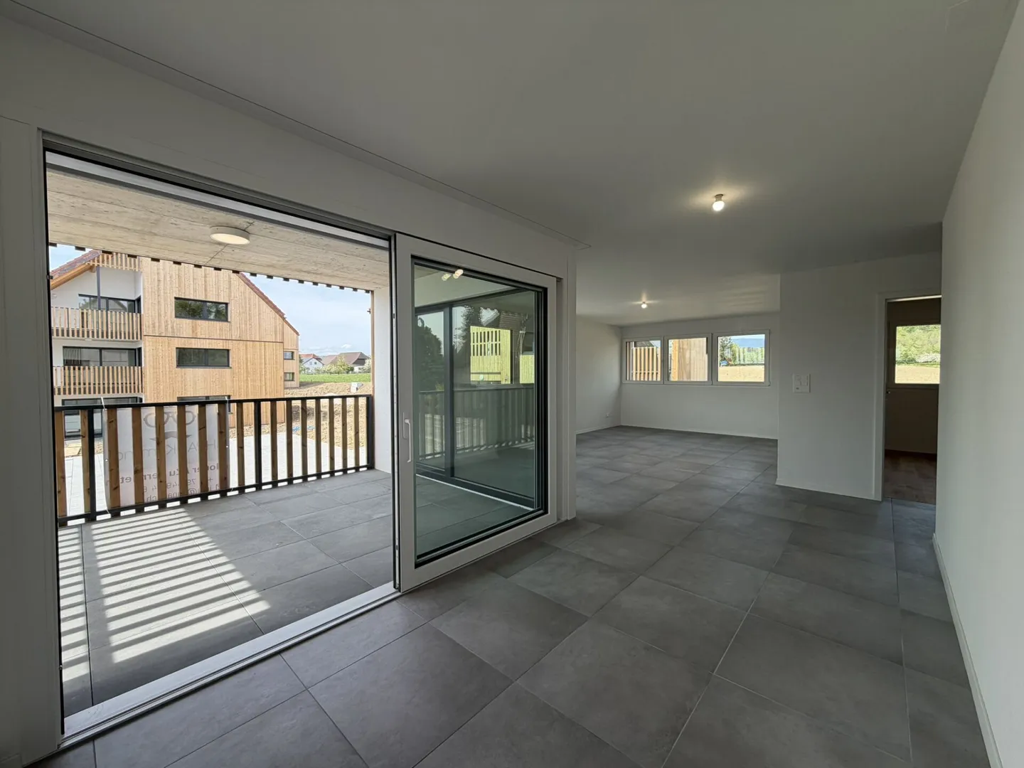 2.5 Room Apartment on the 1st Floor in Siselen - Photo 4 of 10
