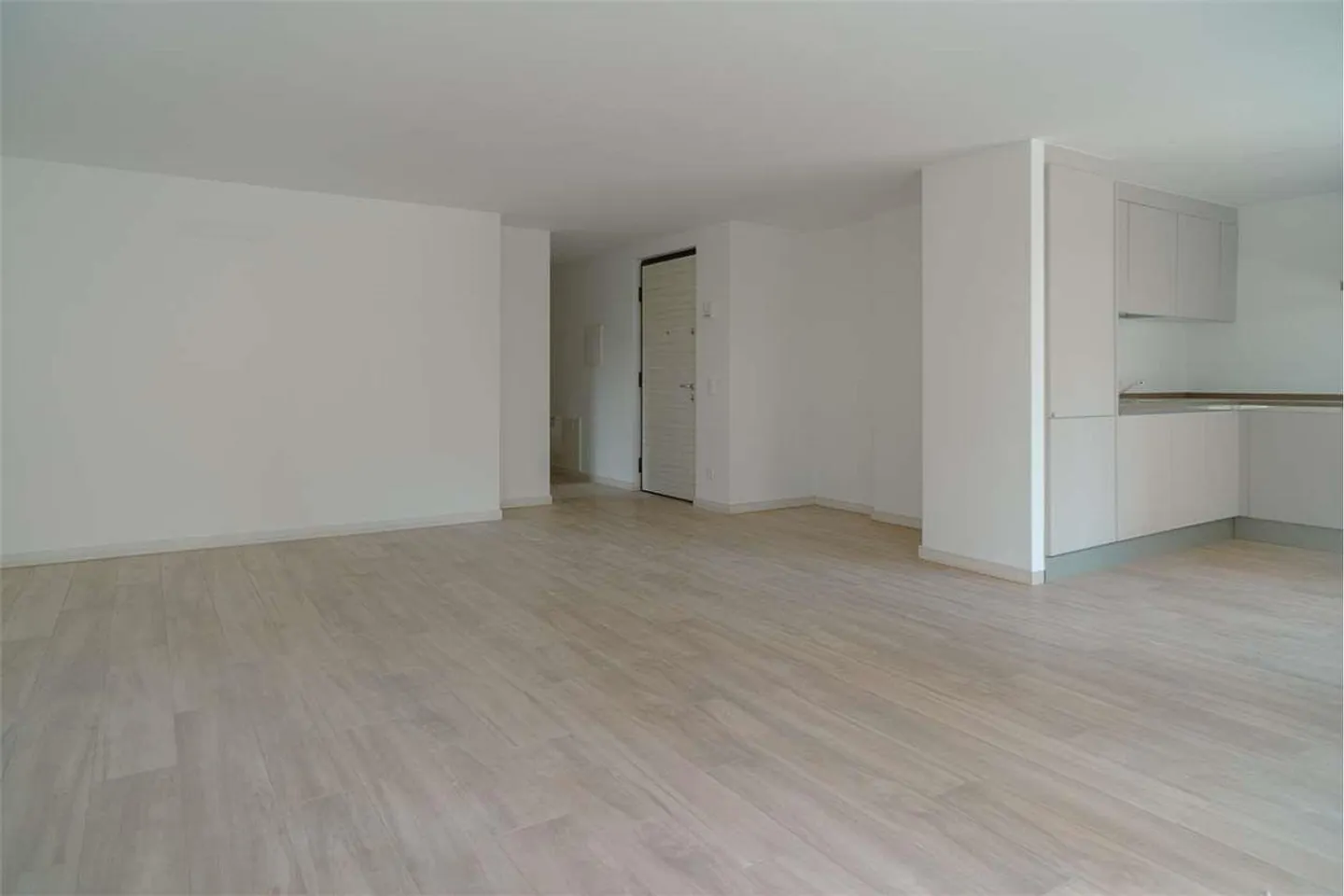 APPARTEMENT ÉLÉGANT 3,5 PIÈCES À GENTILINO - Photo 5 sur 10