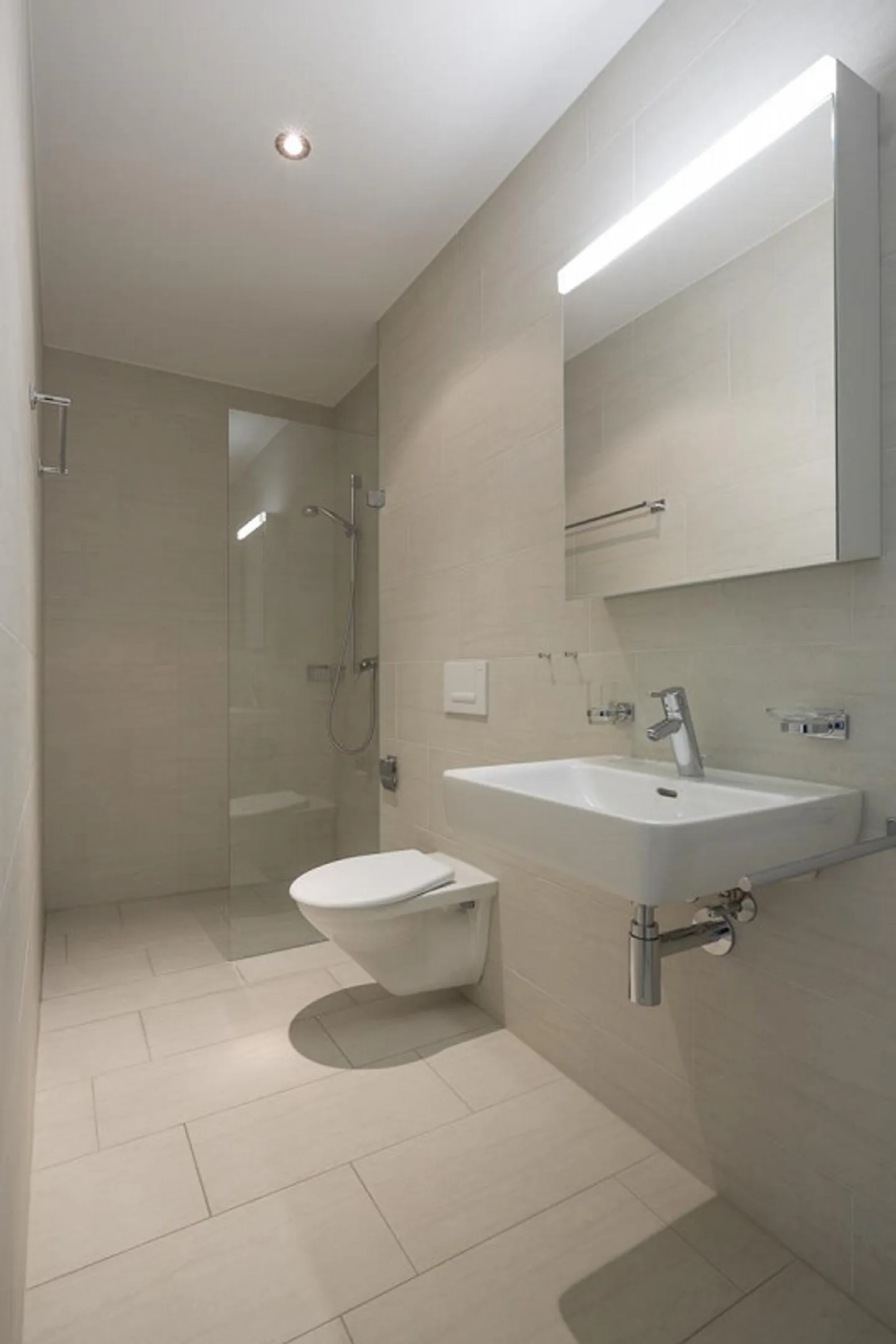Belle appartement de 3,5 pièces au rez-de-chaussée dans la région des Grisons - Photo 6 sur 9