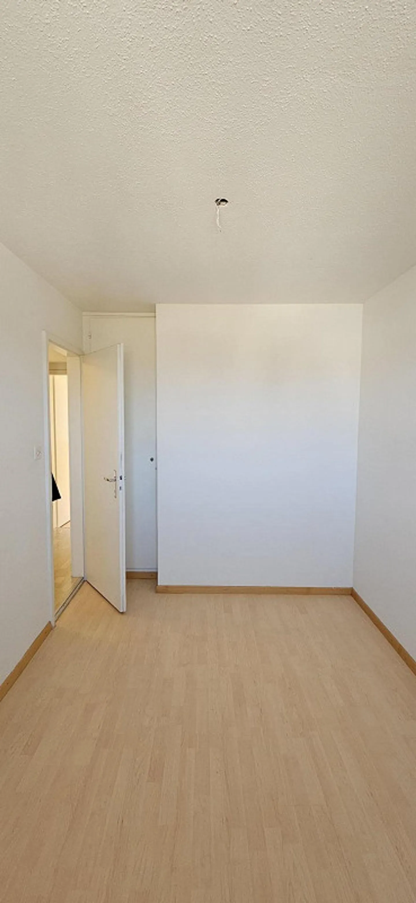 Belle appartement de 4 pièces avec balcon - Photo 6 sur 9