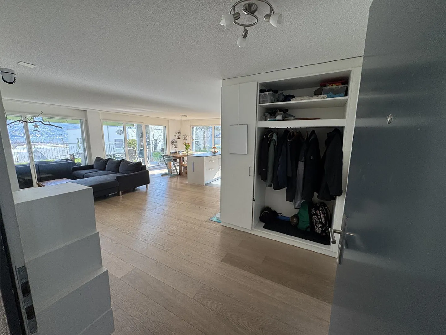 4.5-room garden apartment with craft room and parking space - Photo 8 of 30