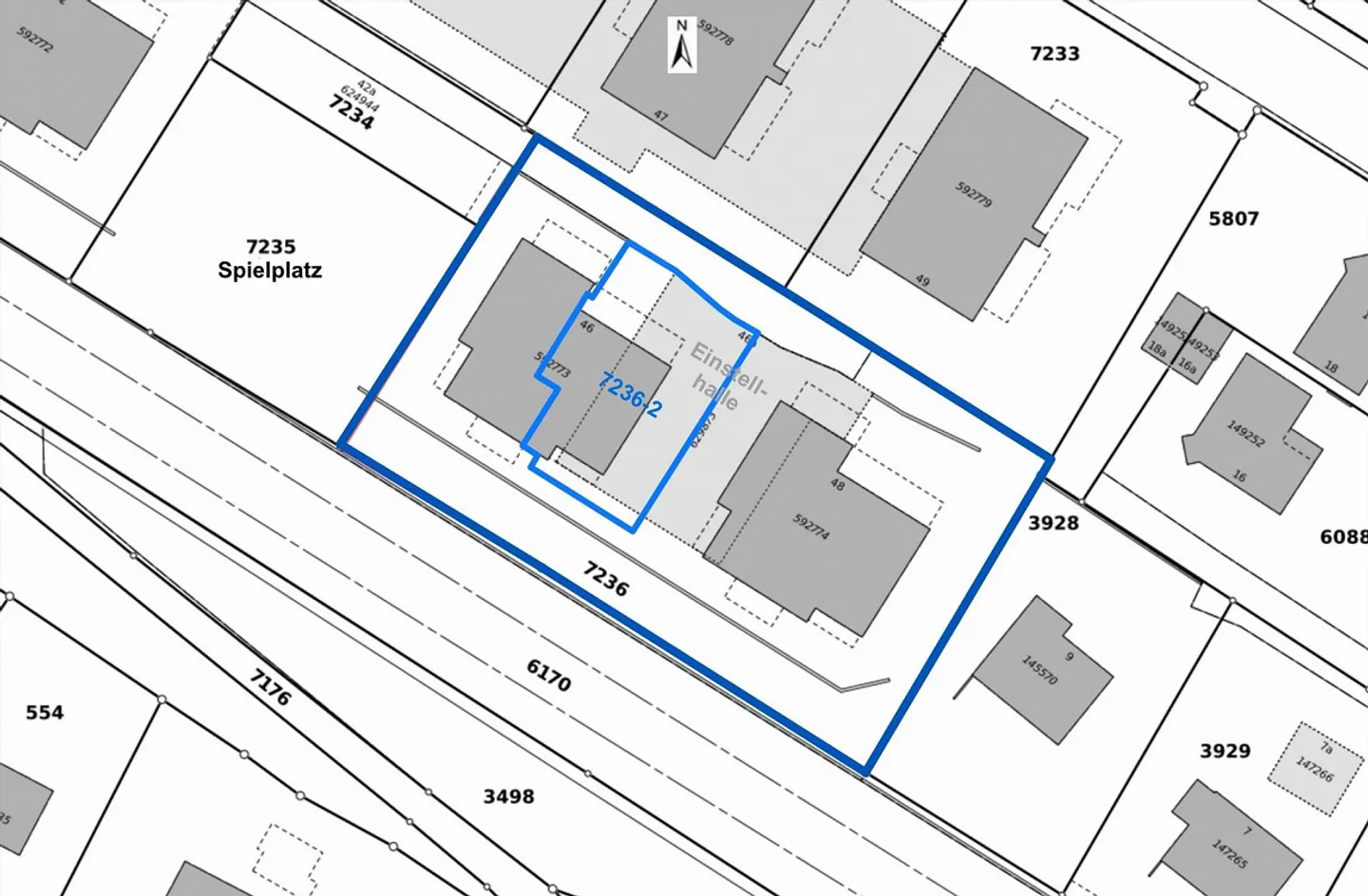 4.5-room garden apartment with craft room and parking space - Photo 2 of 30