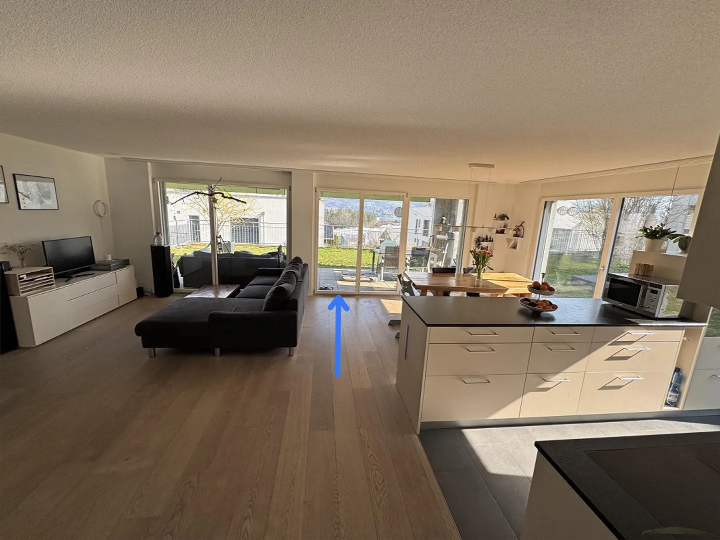 4.5-room garden apartment with craft room and parking space - Photo 9 of 30