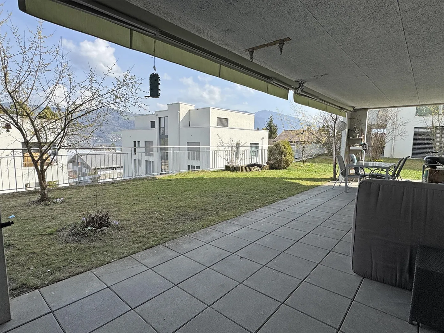 4.5-room garden apartment with craft room and parking space - Photo 10 of 30