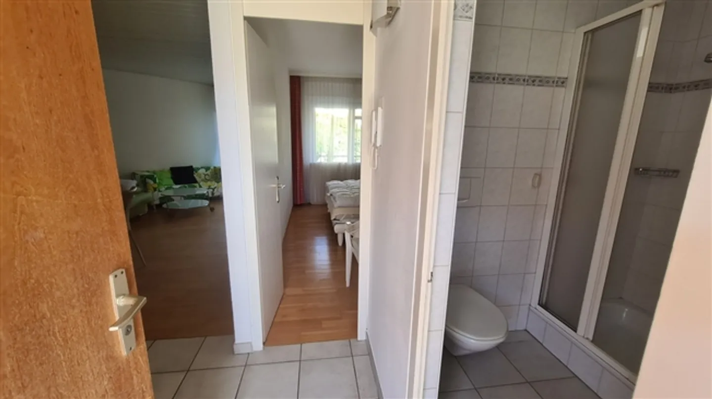 2.5-room apartment - Photo 2 of 11