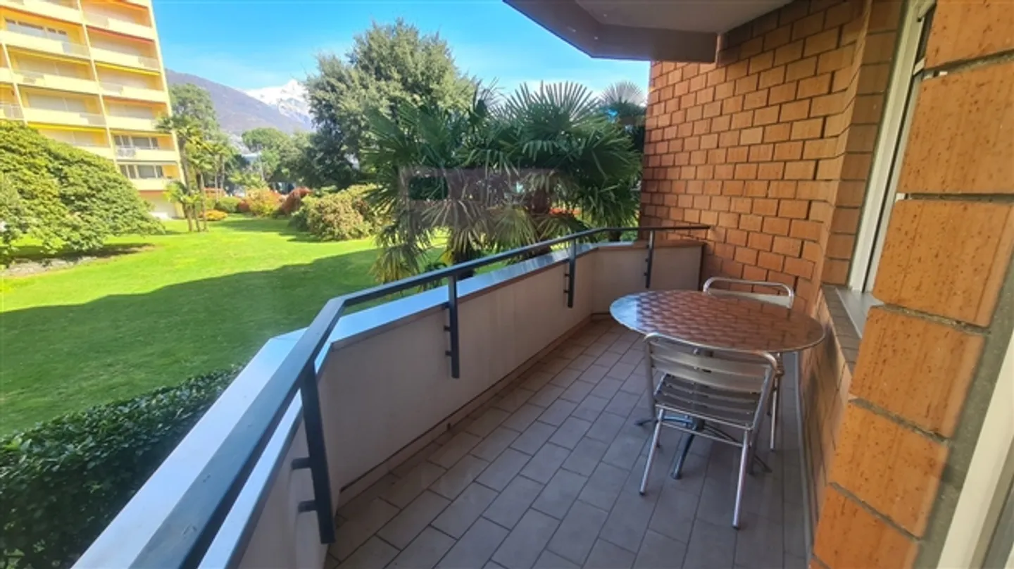 2.5-room apartment - Photo 8 of 11