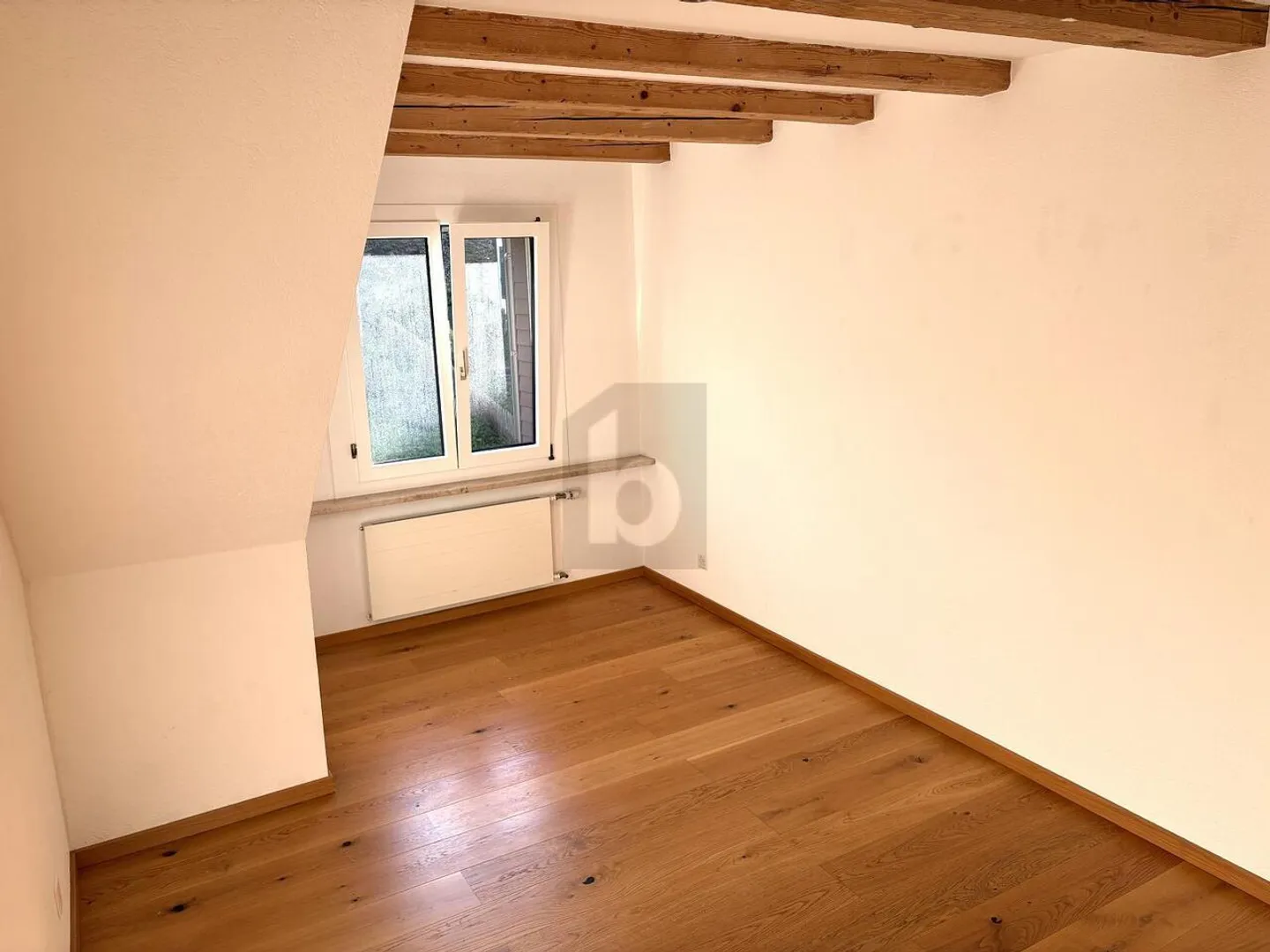 GEMÜTLICH WOHNEN MIT CHARME - Foto 2 von 6
