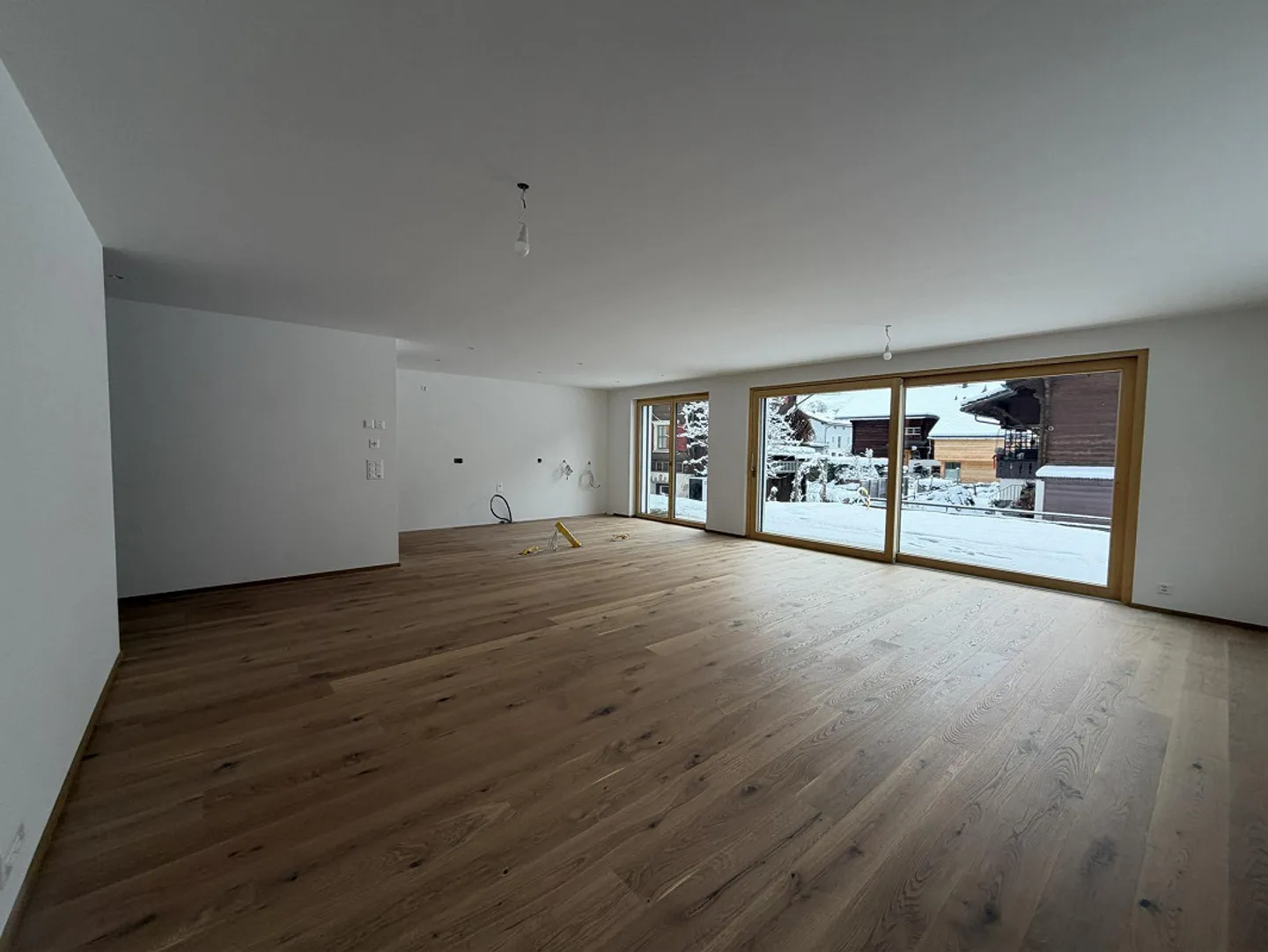 Ready to move in! - Photo 9 of 11