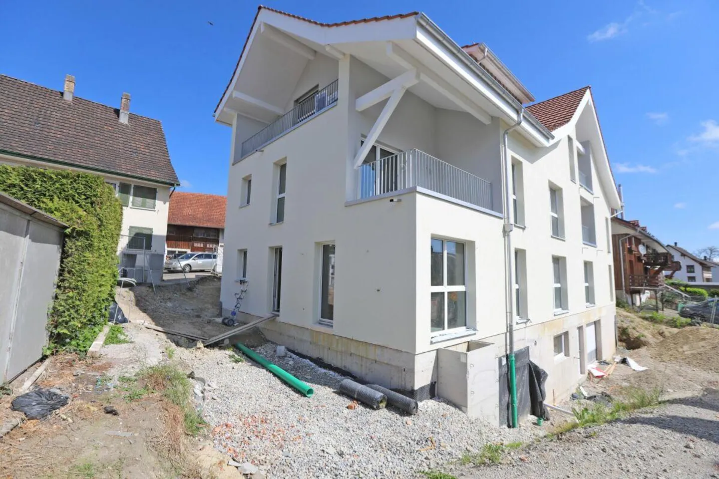 Nuovo appartamento di 3,5 stanze con terrazza soleggiata! - Foto 8 di 10