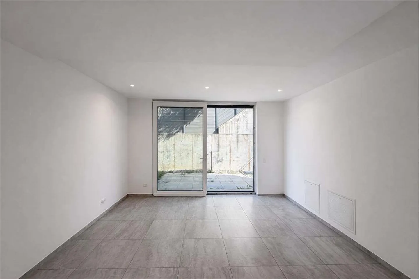 Appartamento 2,5 locali con giardino - Carabbia - Foto 3 di 13