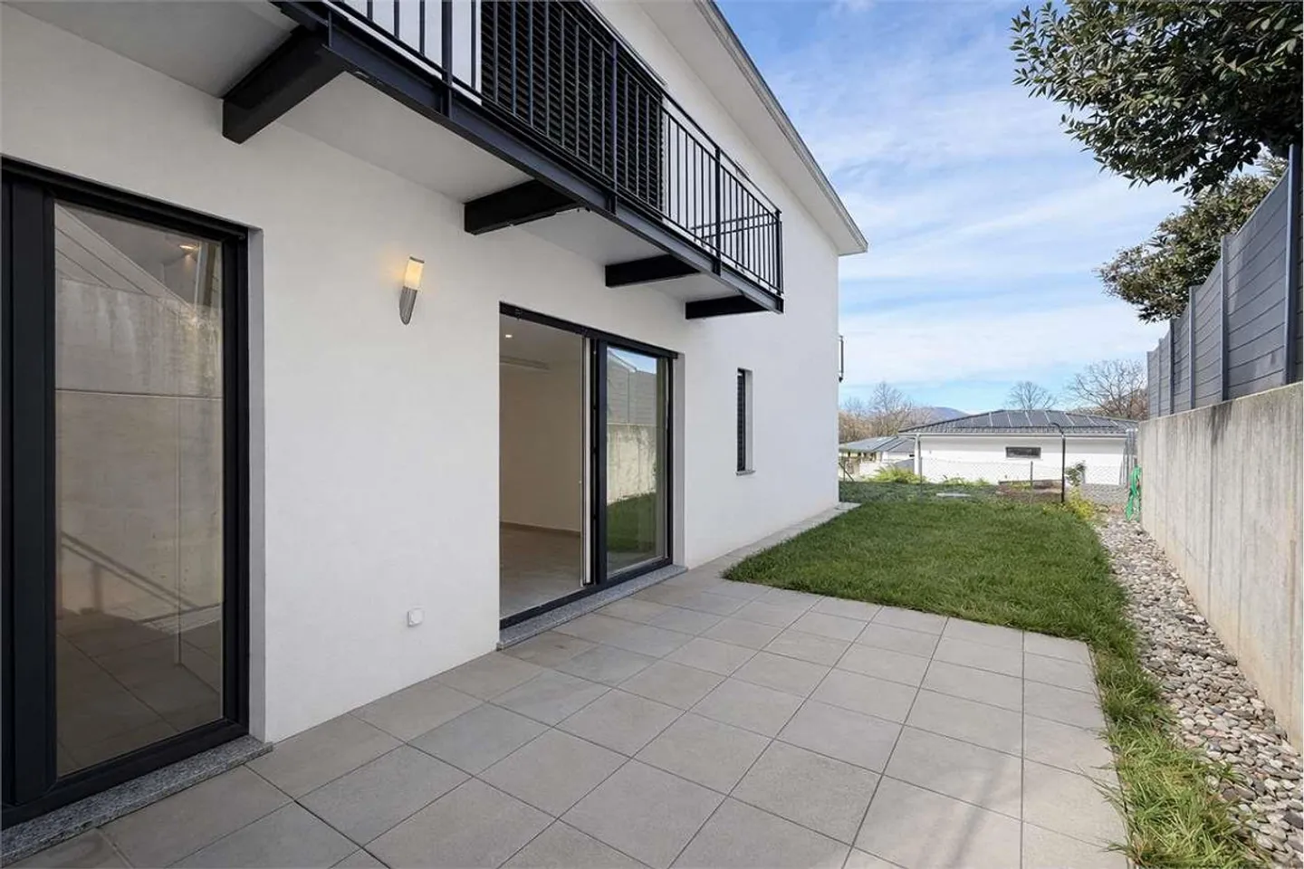 Appartamento 2,5 locali con giardino - Carabbia - Foto 5 di 13