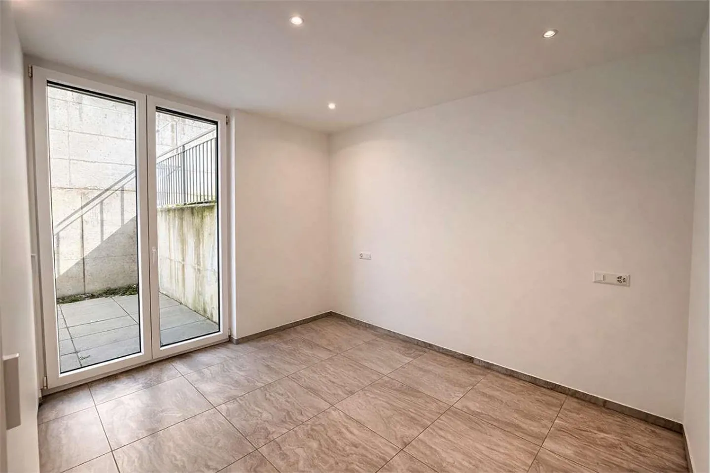 Appartamento 2,5 locali con giardino - Carabbia - Foto 10 di 13