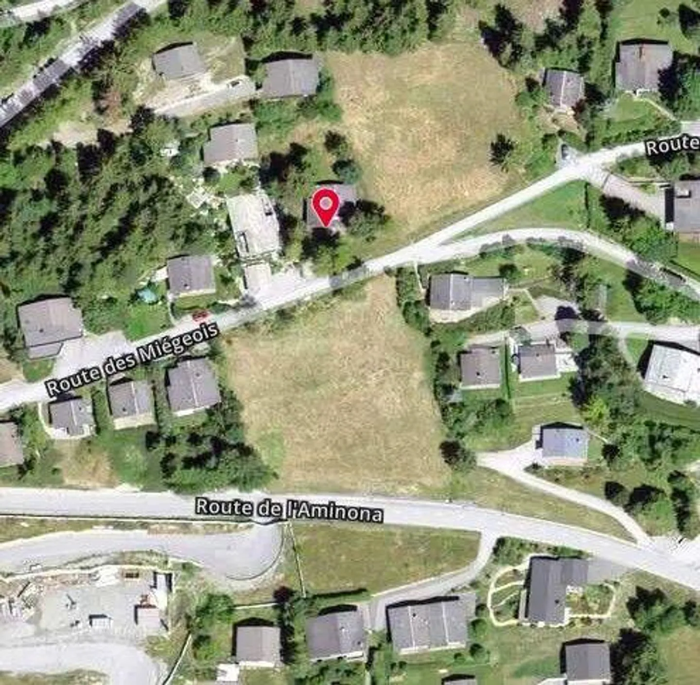 *Chalet-Villa* - Photo 3 sur 13