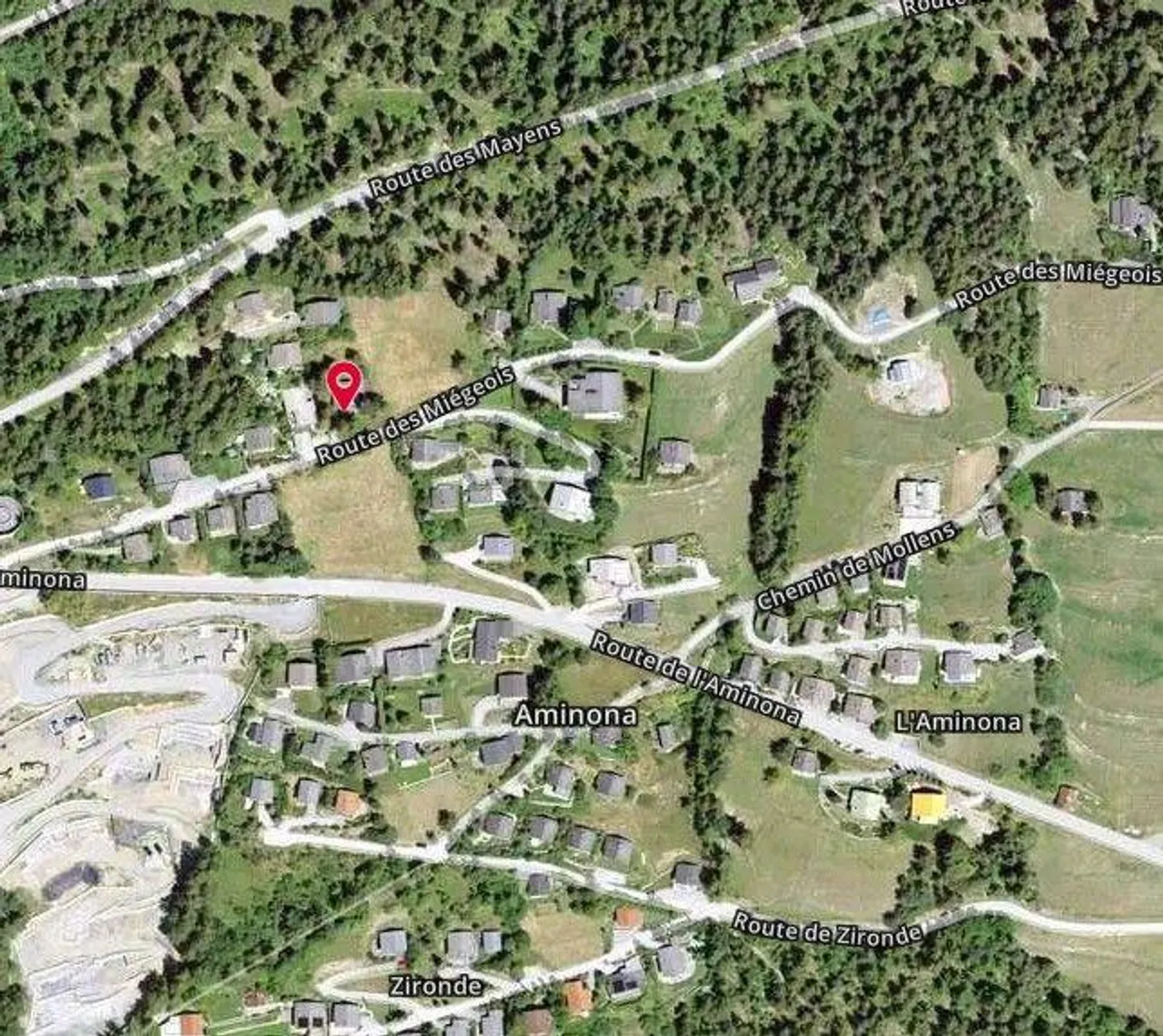 *Chalet-Villa* - Photo 4 sur 13