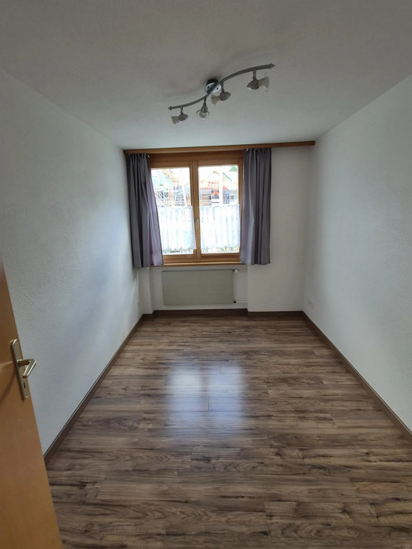 4 1/2-Zimmerwohnung im EG - Foto 5 von 12
