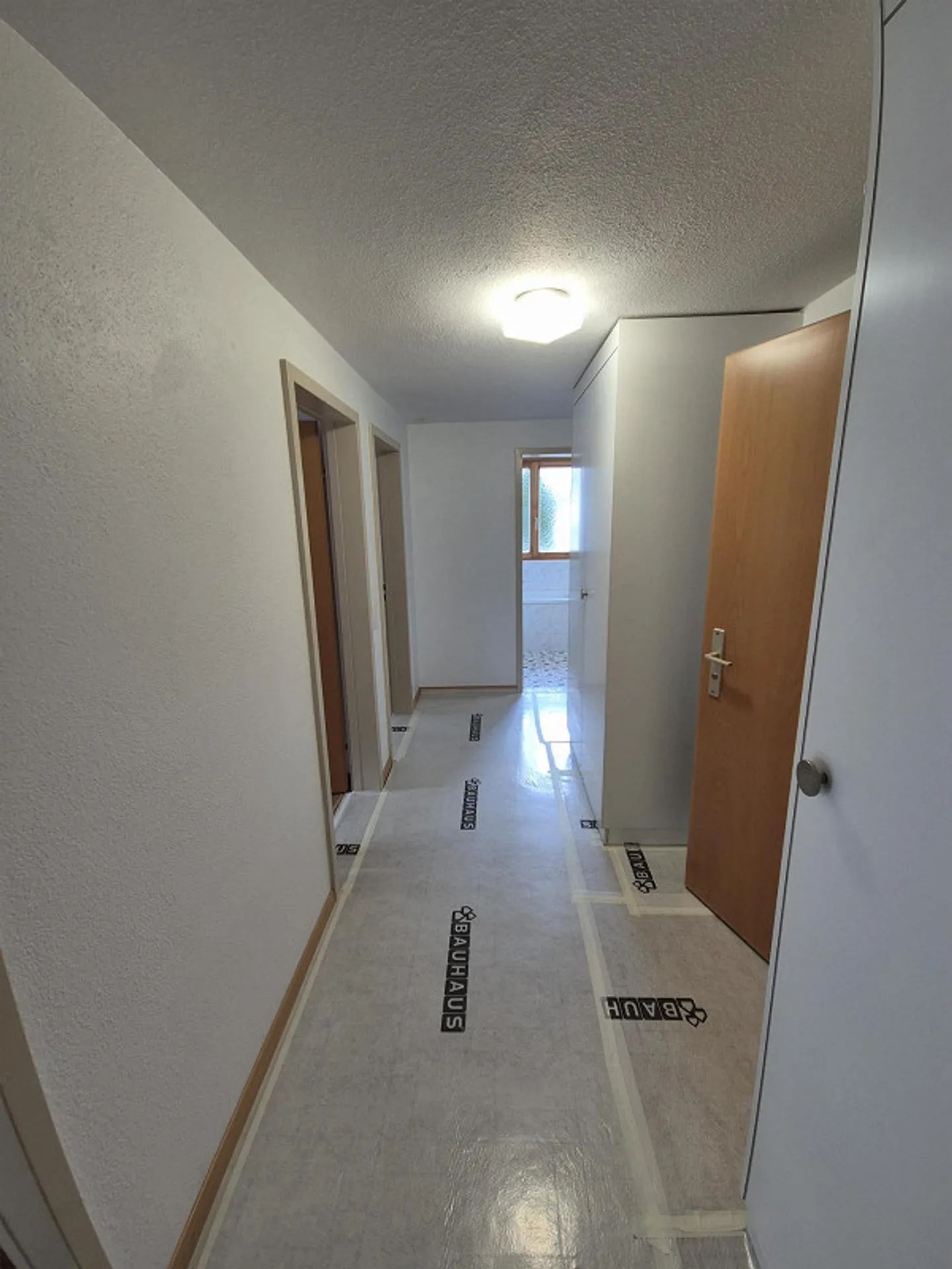 4 1/2-Zimmerwohnung im EG - Foto 3 von 12