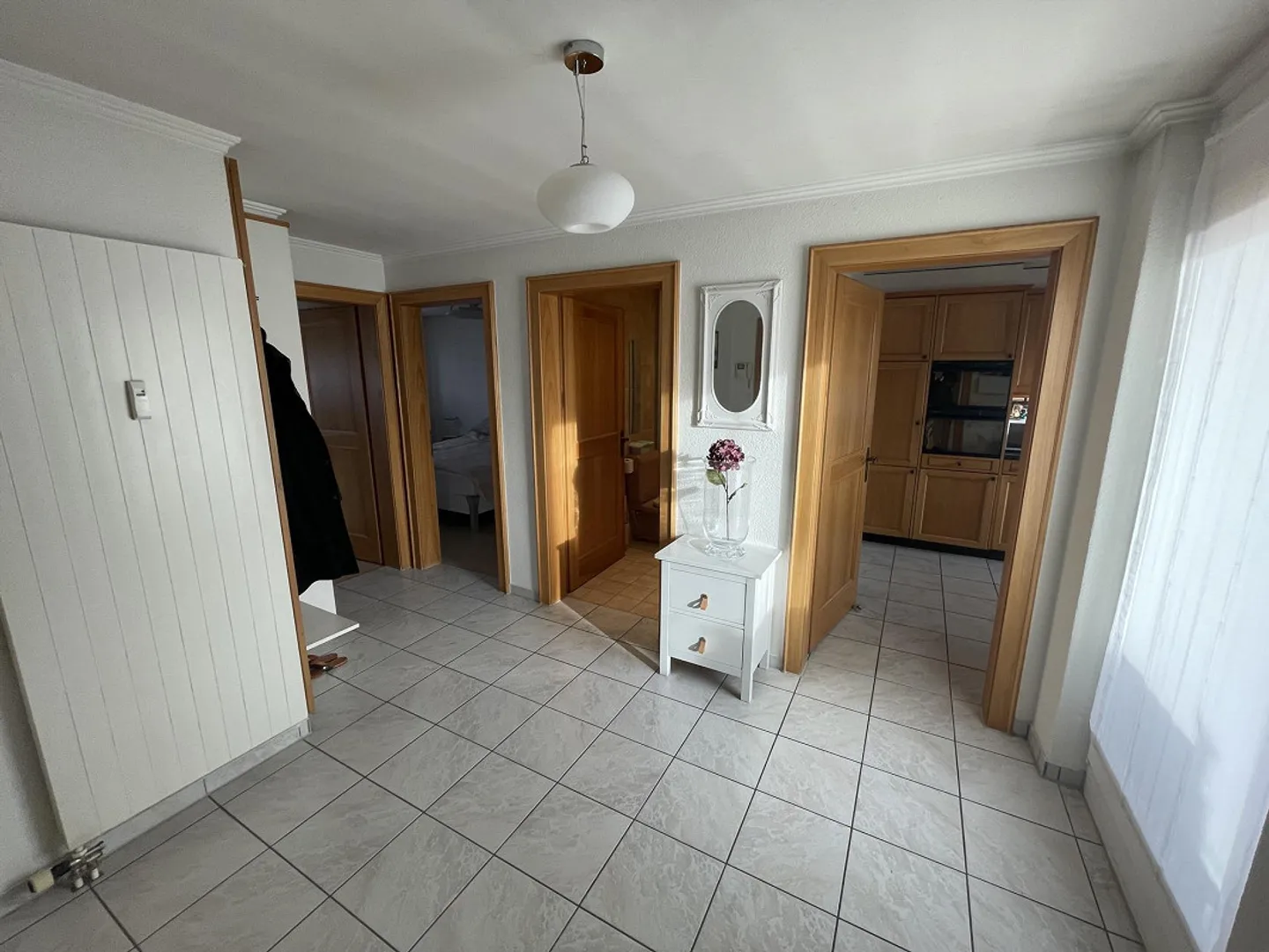 Stilvolles Penthouse mit Terrasse - Foto 4 von 14