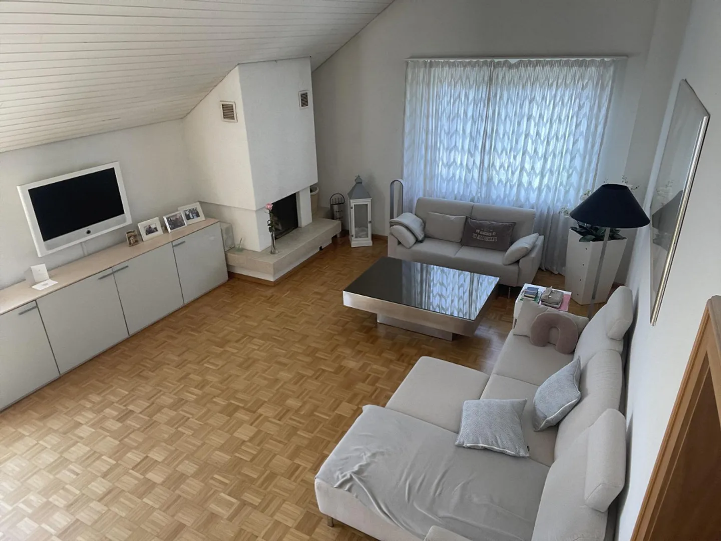 Stilvolles Penthouse mit Terrasse - Foto 1 von 14