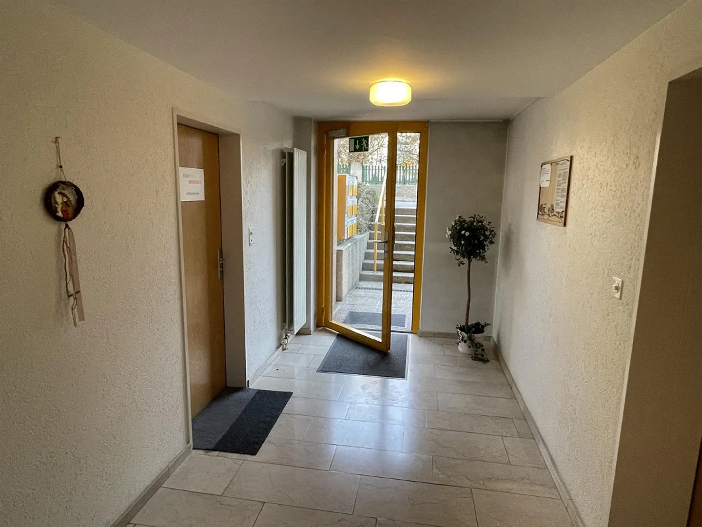 Stilvolles Penthouse mit Terrasse - Foto 13 von 14