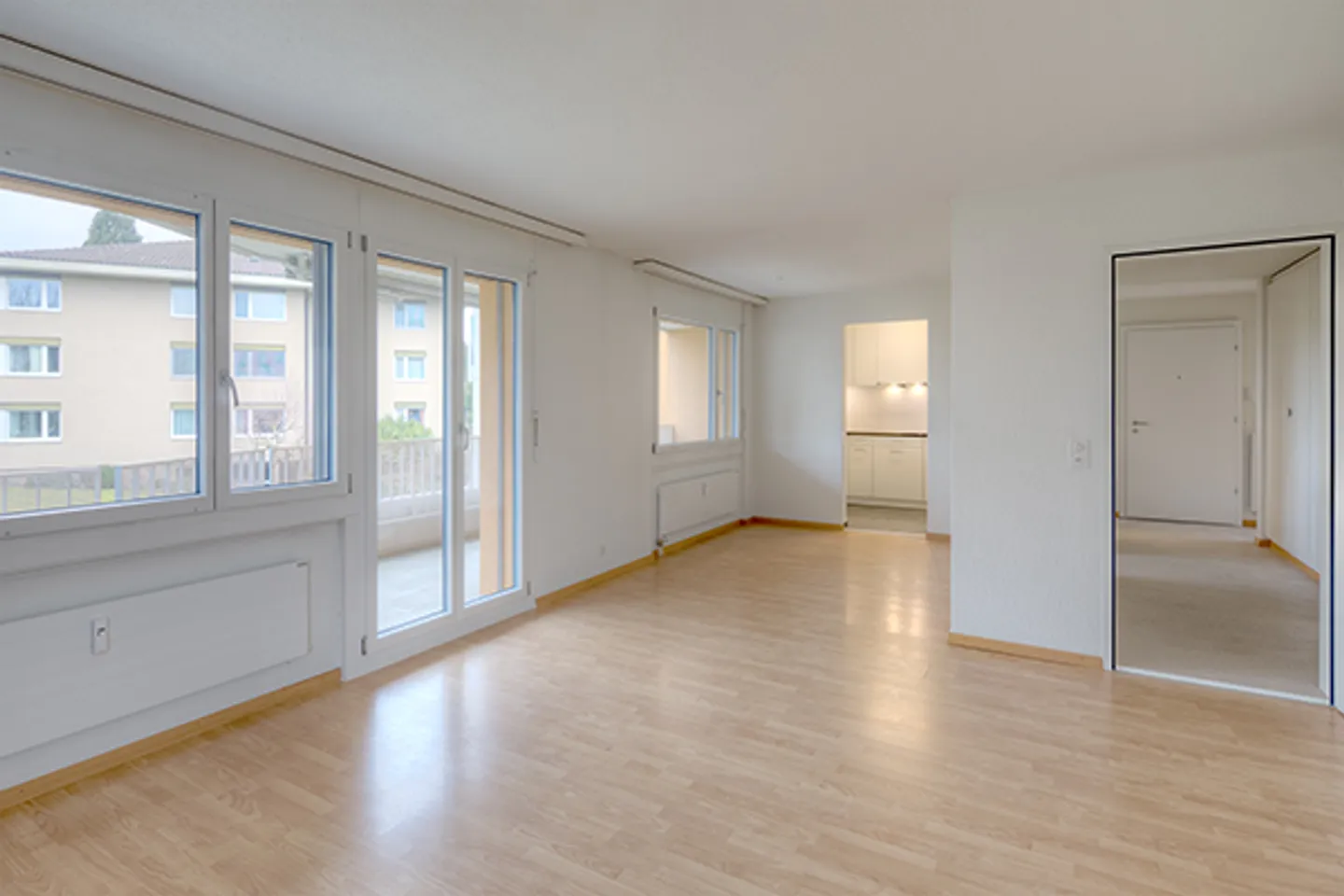 Schenkon - Coop, Bäckerei, Café - ab sofort alles in der Nähe - Foto 2 von 4