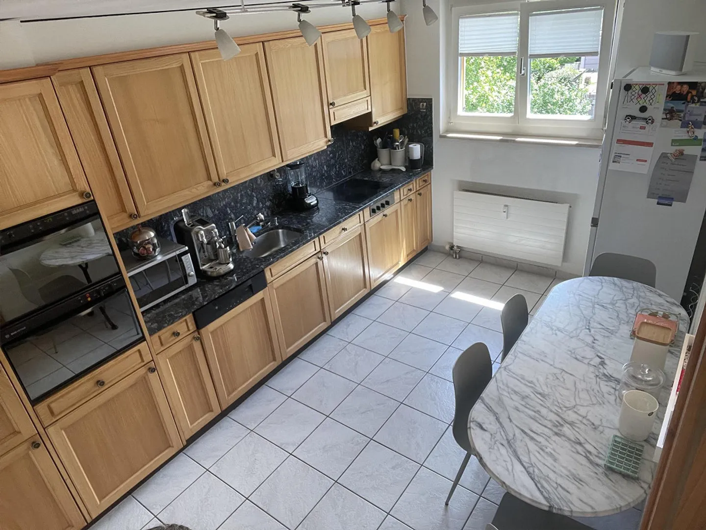 Stilvolles Penthouse mit Terrasse - Foto 9 von 14