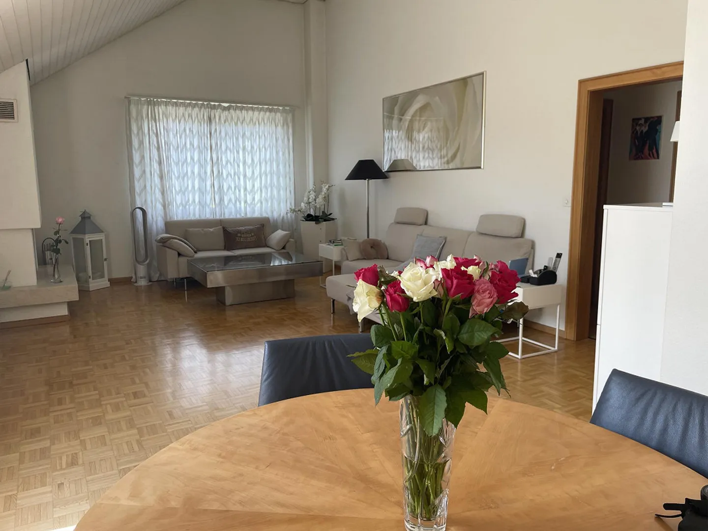 Stilvolles Penthouse mit Terrasse - Foto 10 von 14