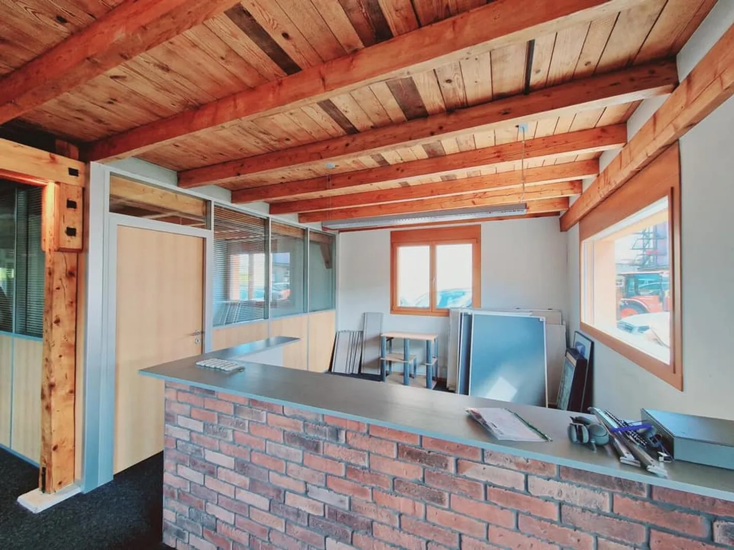 Modularer Verkaufsraum mit direktem Zugang zur A12 - Foto 2 von 13