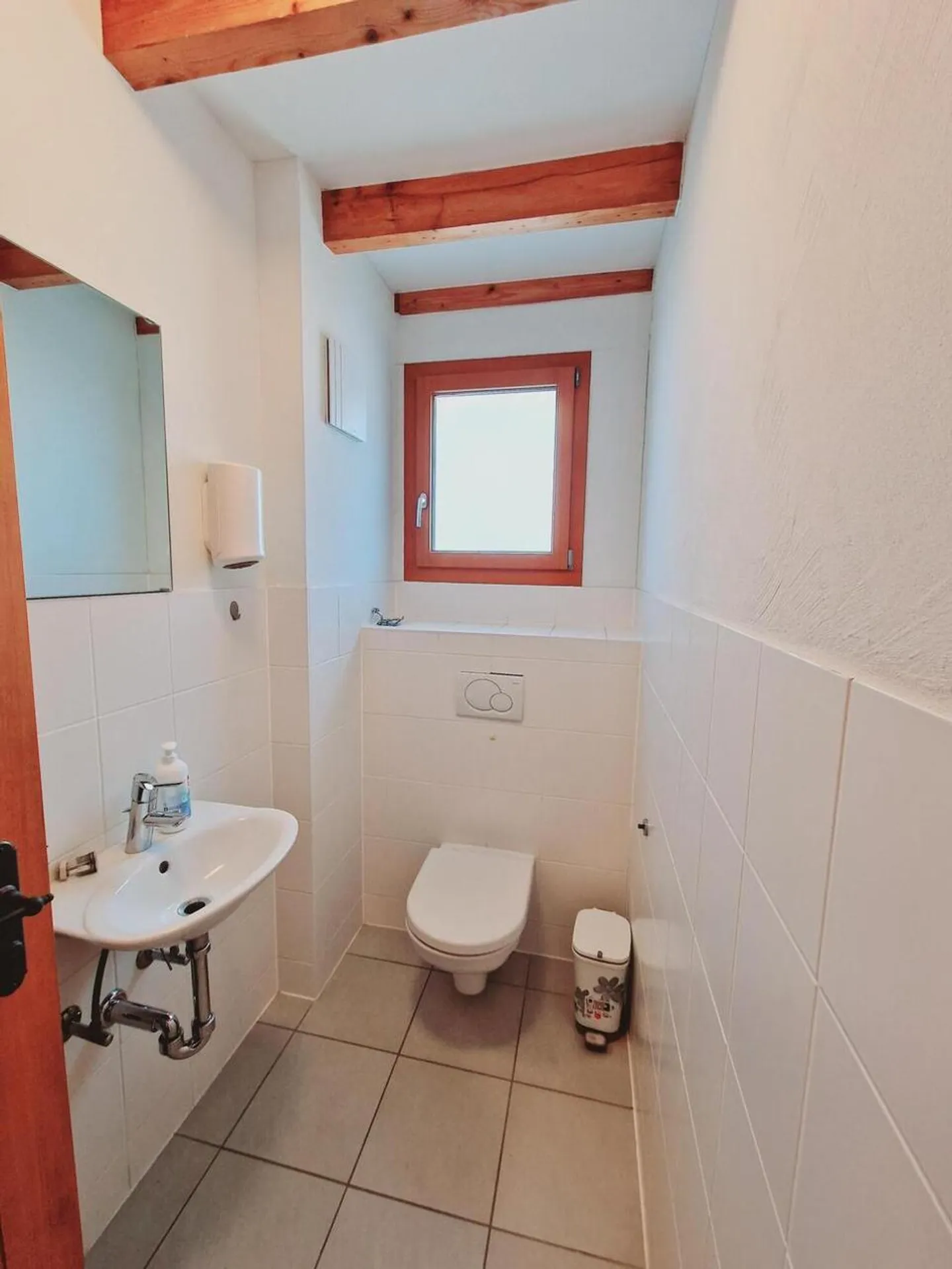 Modularer Verkaufsraum mit direktem Zugang zur A12 - Foto 6 von 13