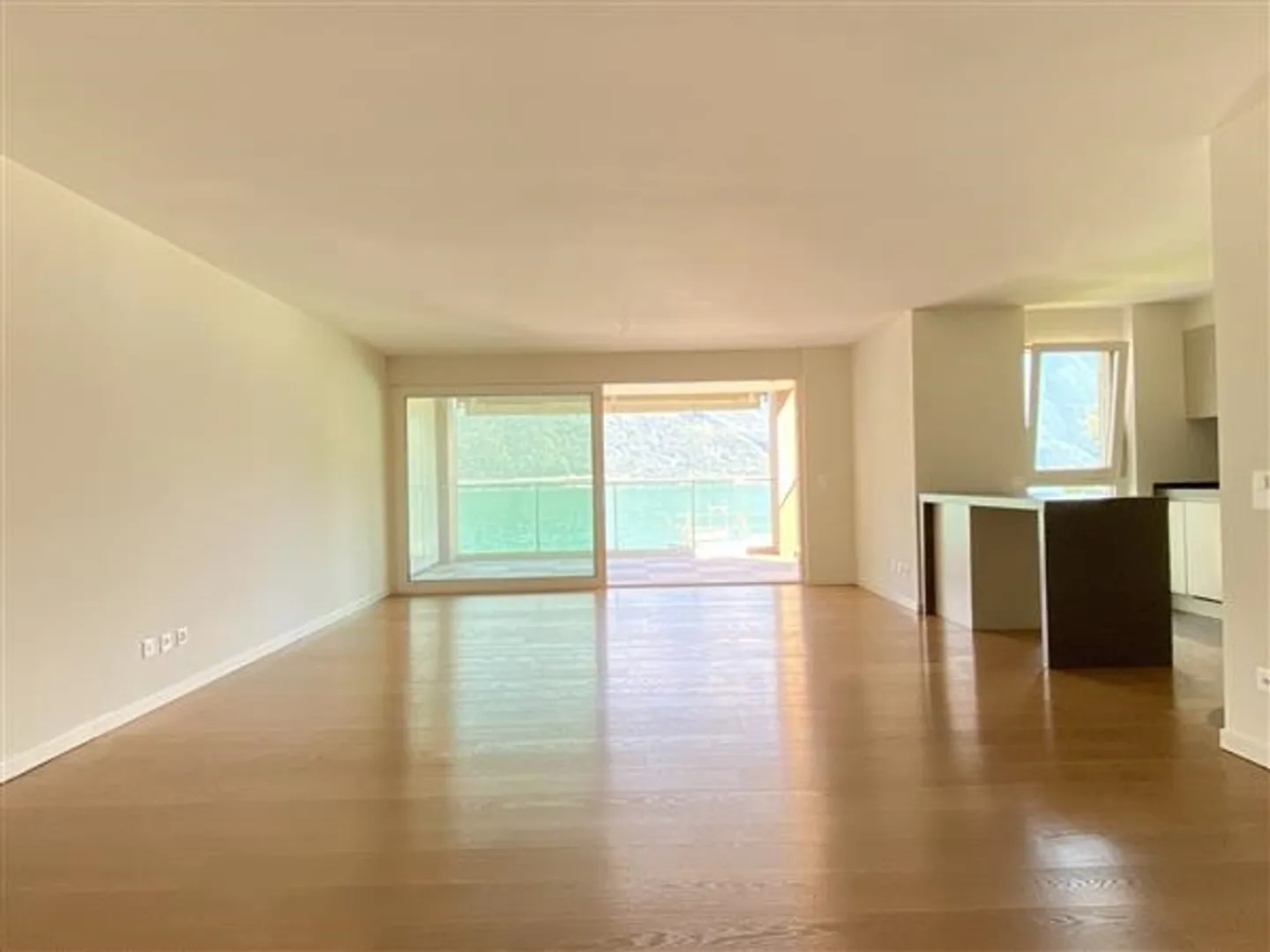 Melide: 5.5 Zimmer Wohnung - Foto 5 von 12
