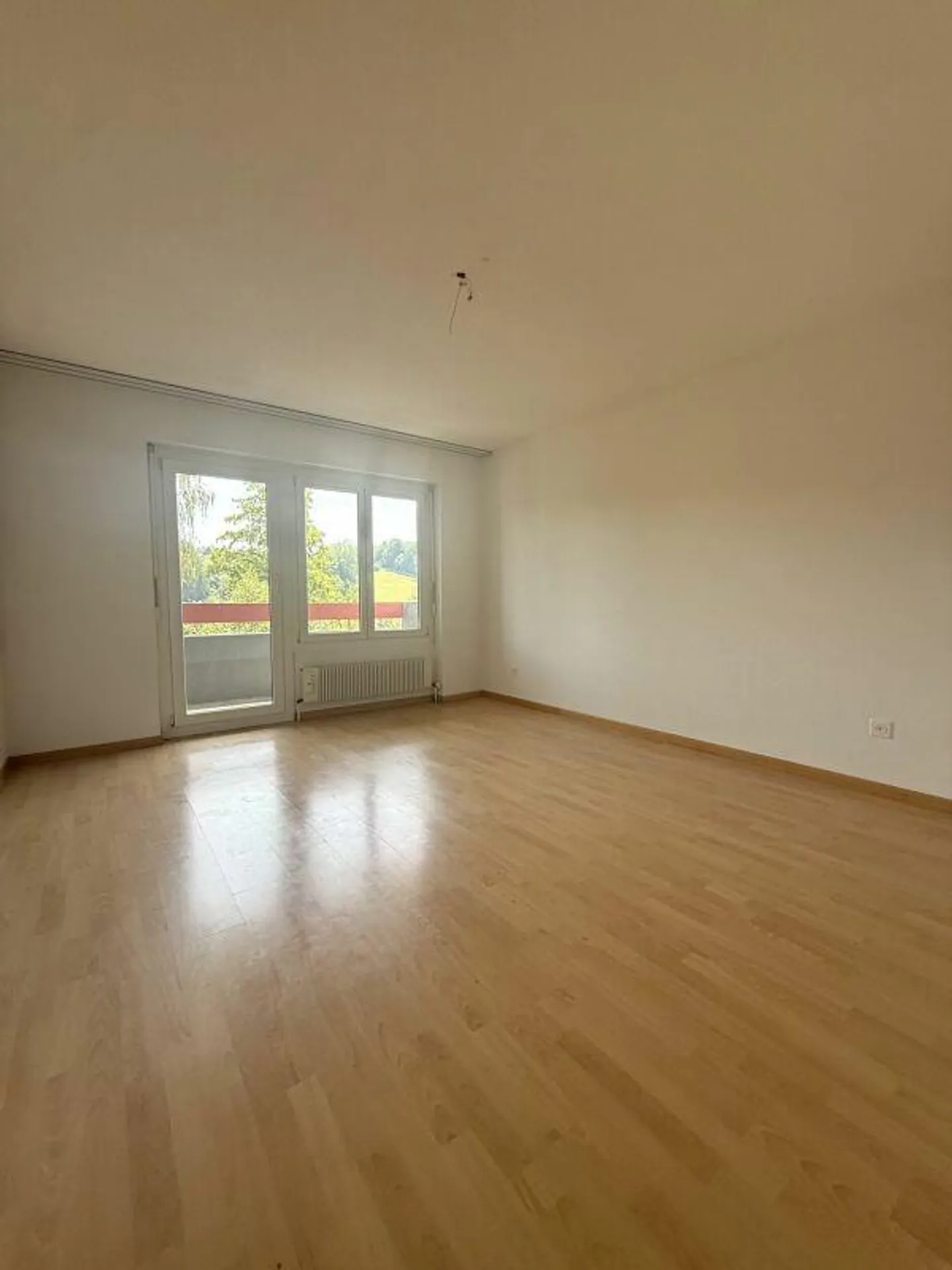 2.5-room apartment with attractive layout - Photo 3 of 10