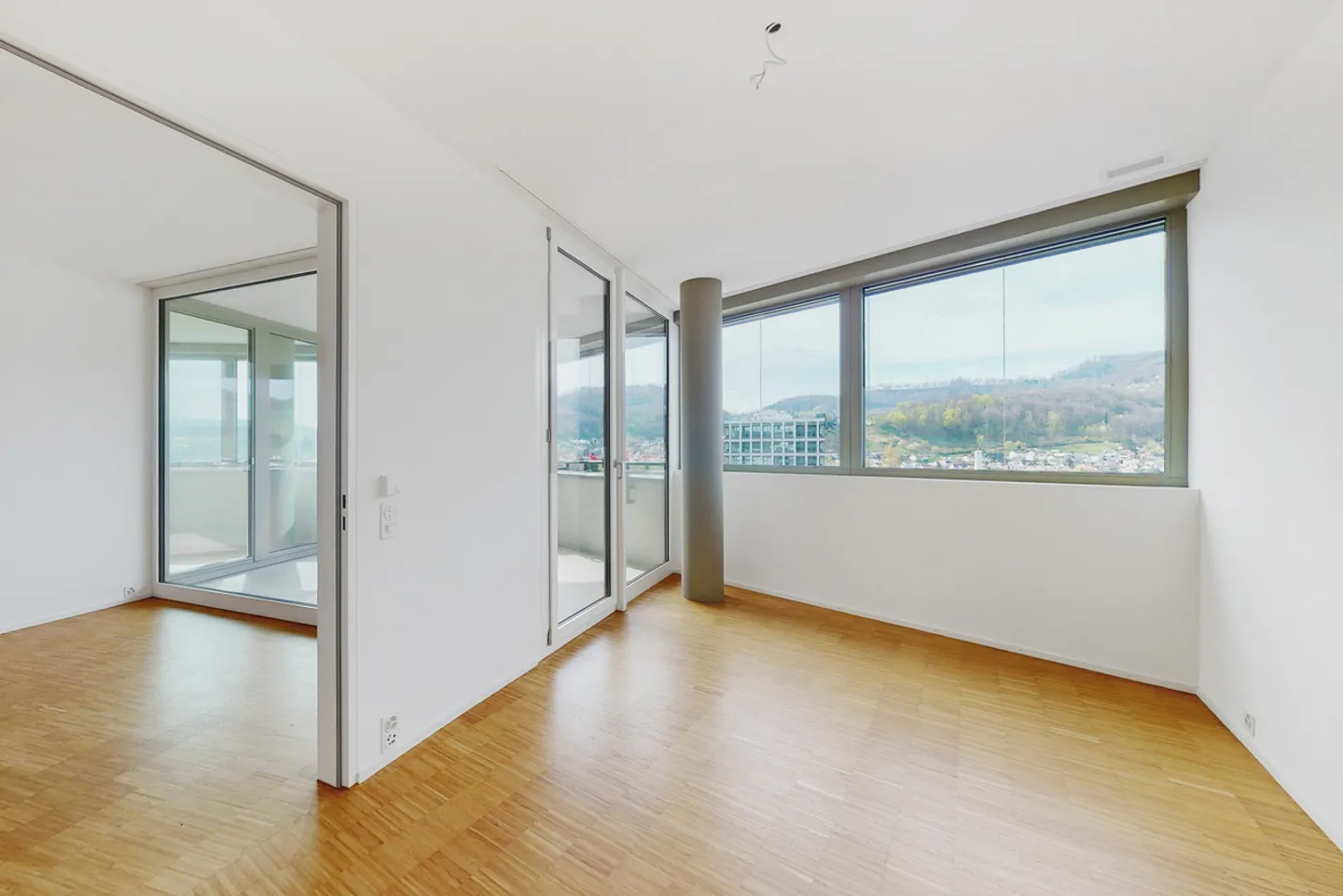 Staging life - Photo 6 of 7