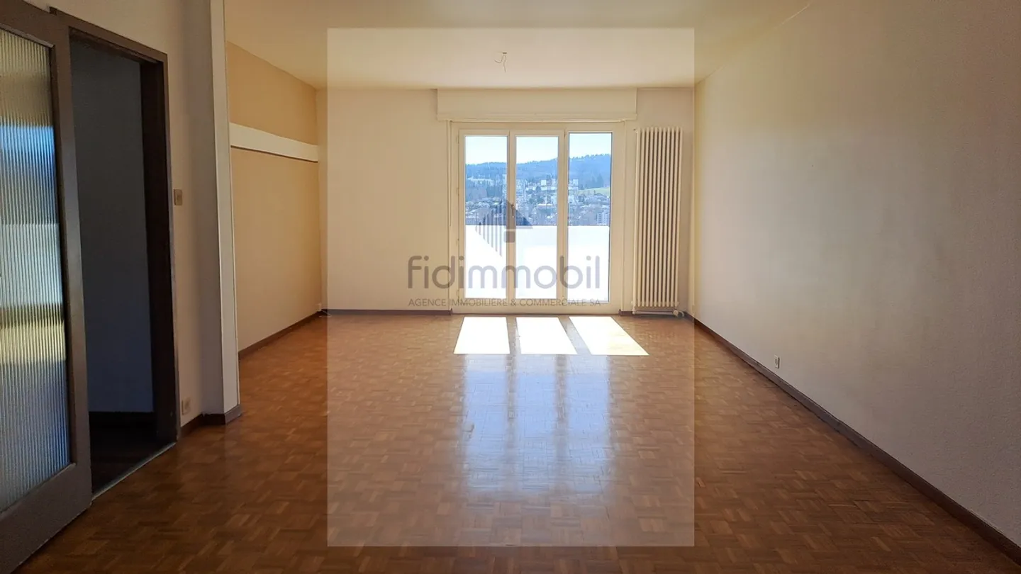 À louer, 7 pièces, Combe-Grieurin 37b, La Chaux-de-Fonds - Photo 6 sur 12