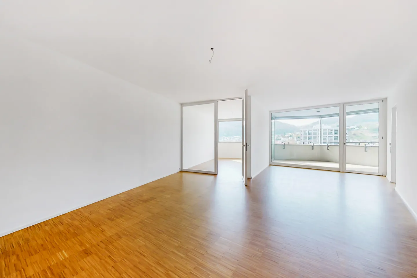 Staging life - Photo 3 of 7