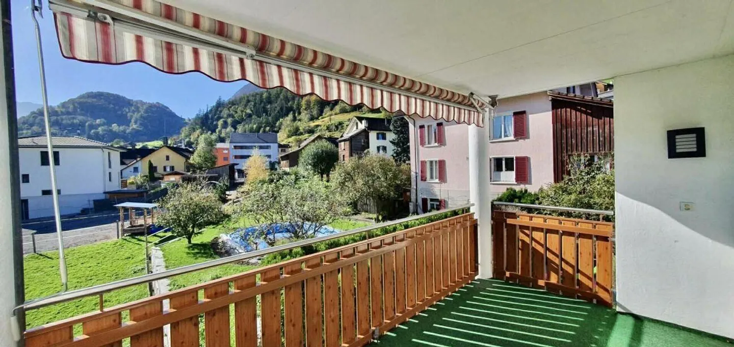 Appartamento attraente con camino - Foto 6 di 12