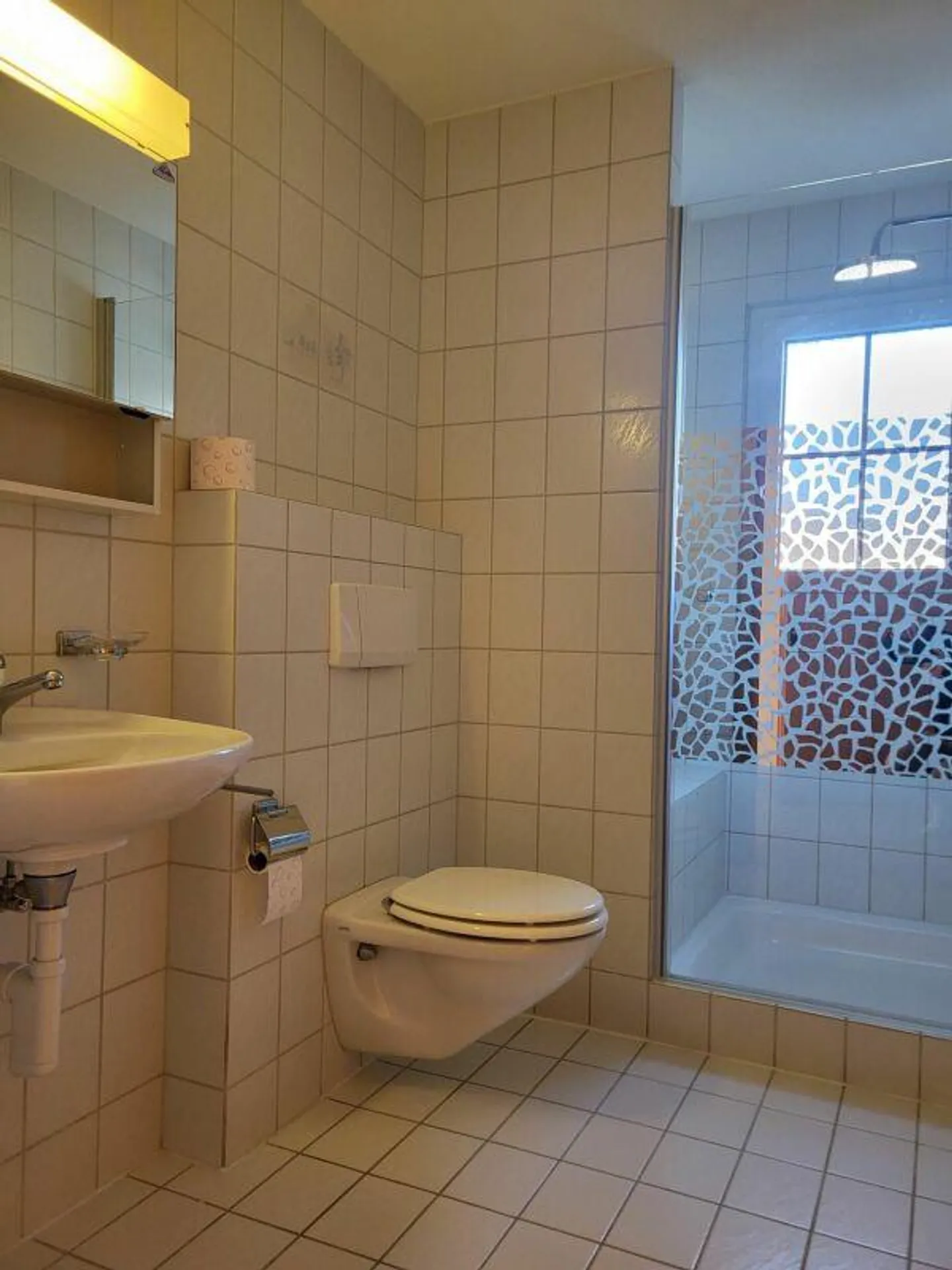 Appartamento attraente con camino - Foto 11 di 12