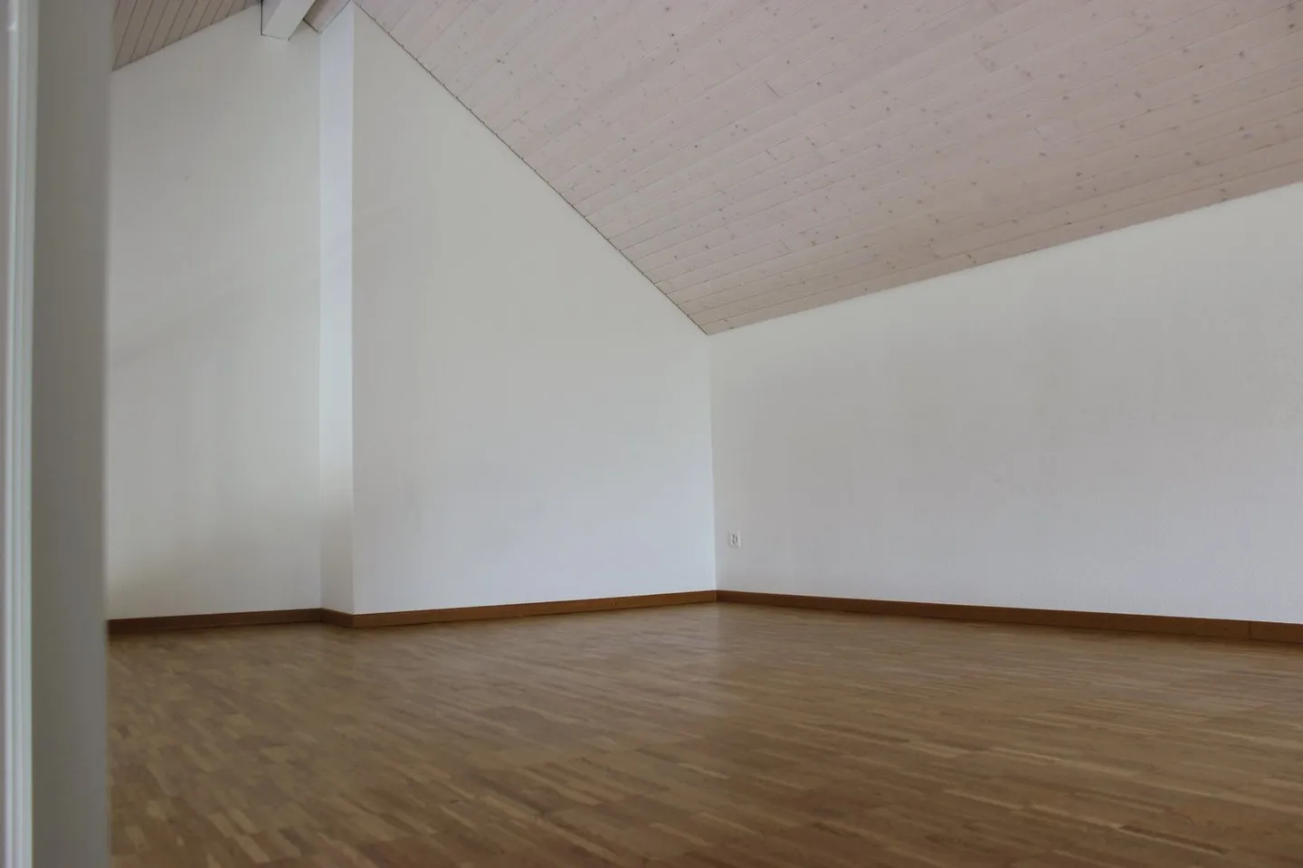 5.5-Room Attic Maisonette with Gallery - Photo 5 of 17