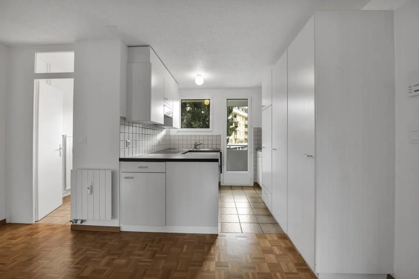 Great apartment, centrally located yet quiet - Photo 2 of 8